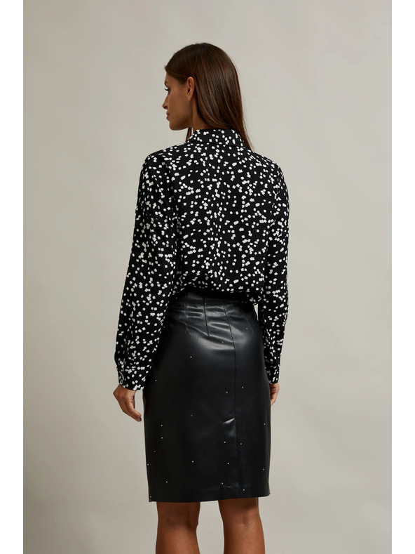 Moodo Fekete ing mintával gallérral Moodo