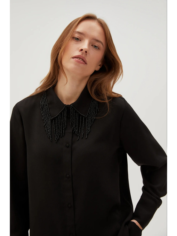 Moodo Fekete blúz kézzel varrt gyöngyökkel Moodo