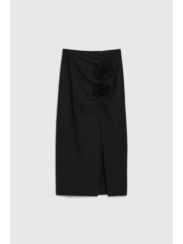 Moodo Fekete szoknya díszrózsával és hasítékkal Moodo