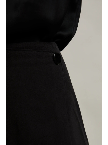 Moodo Ceruza szoknya díszgombbal fekete Moodo