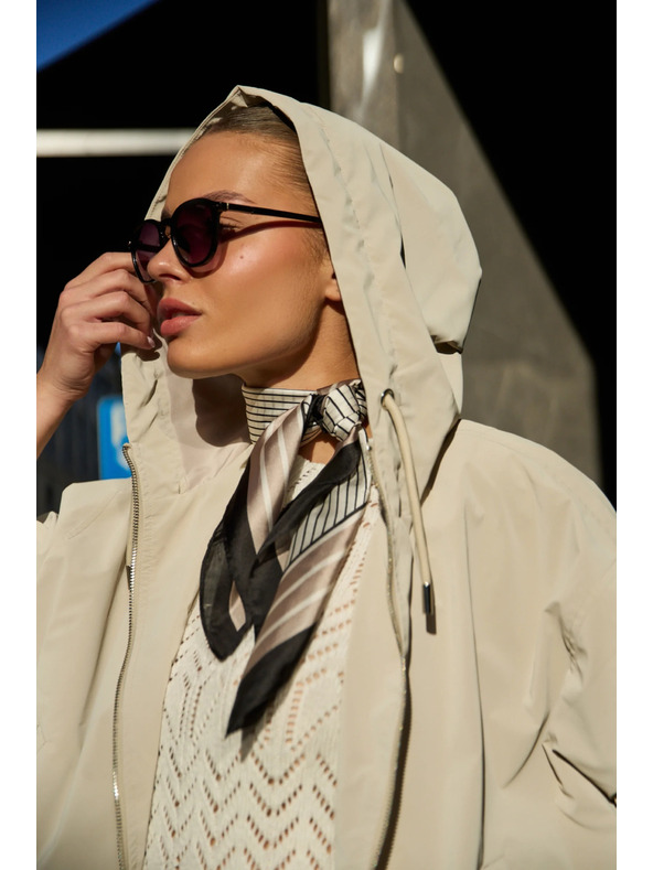 Moodo Vékony dzseki kapucnival bézs Moodo