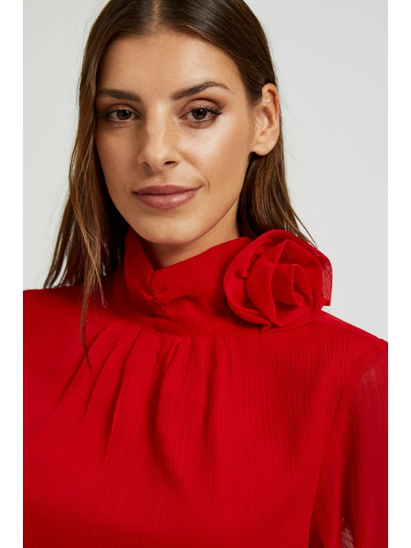 Moodo Elegáns ing díszítő rózsával piros Moodo