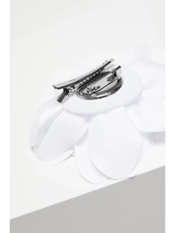 Moodo Bross anyagvirágos fehér Moodo