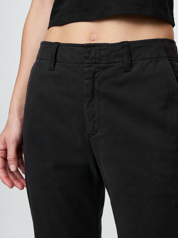 GAP Mid Rise downtown khaki nadrág GAP