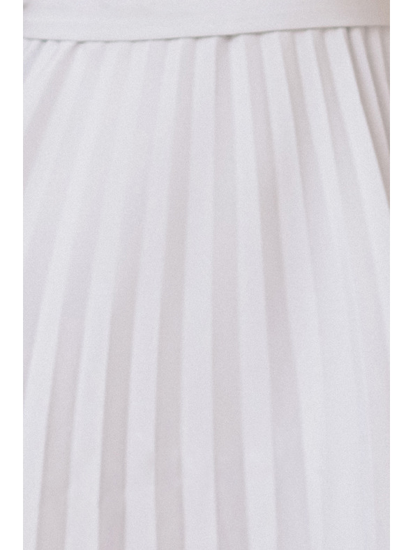 numoco LILA Pliszírozott ruha rövid ujjakkal és övvel - szürke