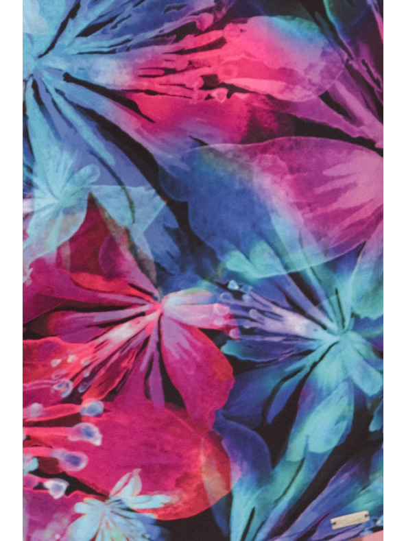 numoco Kényelmes oversize ruha ujjakon megkötővel - színes virágok