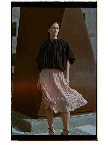 Moodo Pliszírozott szoknya bézs Moodo