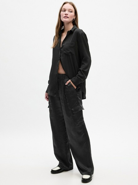 GAP Szatin pliszírozott cargo nadrág GAP