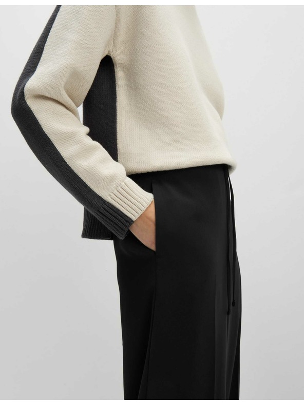 Marks & Spencer Széles szárú kreppnadrág elasztikus derékkal Marks & Spencer fekete