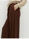 Marks & Spencer Krepp nadrág széles szárral és rugalmas derékkal Marks & Spencer barna