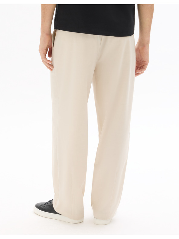 Celio 24H Nopleat nadrág