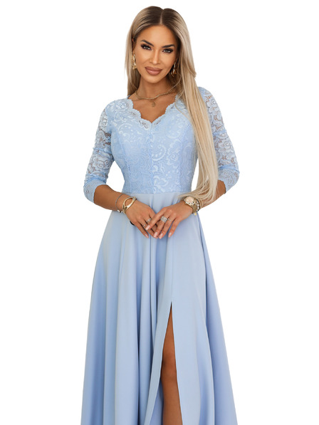 numoco AMBER Elegáns hosszú csipke ruha kivágással - világoskék