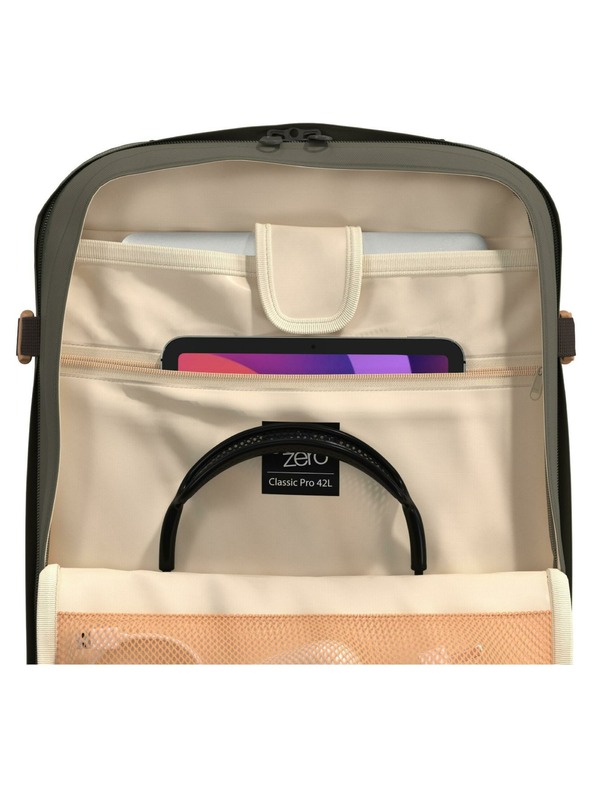 CabinZero CabinZero Classic Pro 32L hátizsák Grey Moor