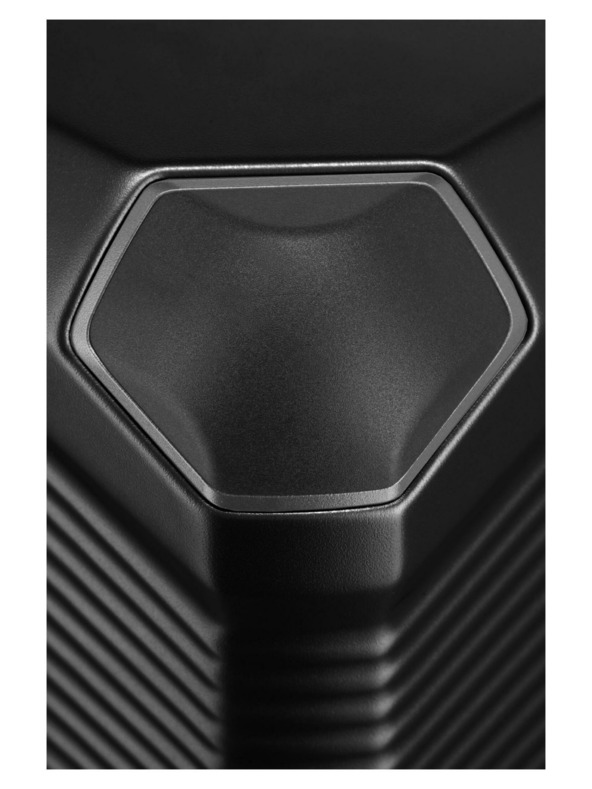 Travelite Travelite Millennium S Front pocket Black utazási bőrönd