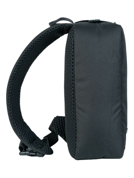 CabinZero Fekete CabinZero Classic egy vállas hátizsák (11L)