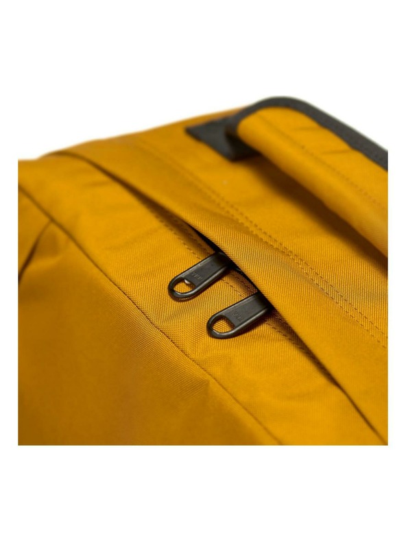 CabinZero Hátizsák CabinZero Classic 44L narancs Chill