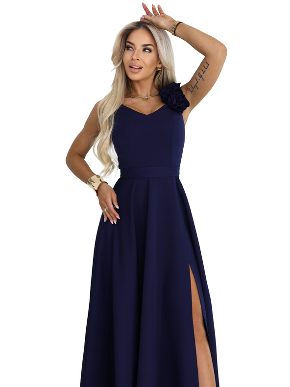 numoco Elegáns esti maxi ruha hasítékkal és rózsákkal - tengerészkék