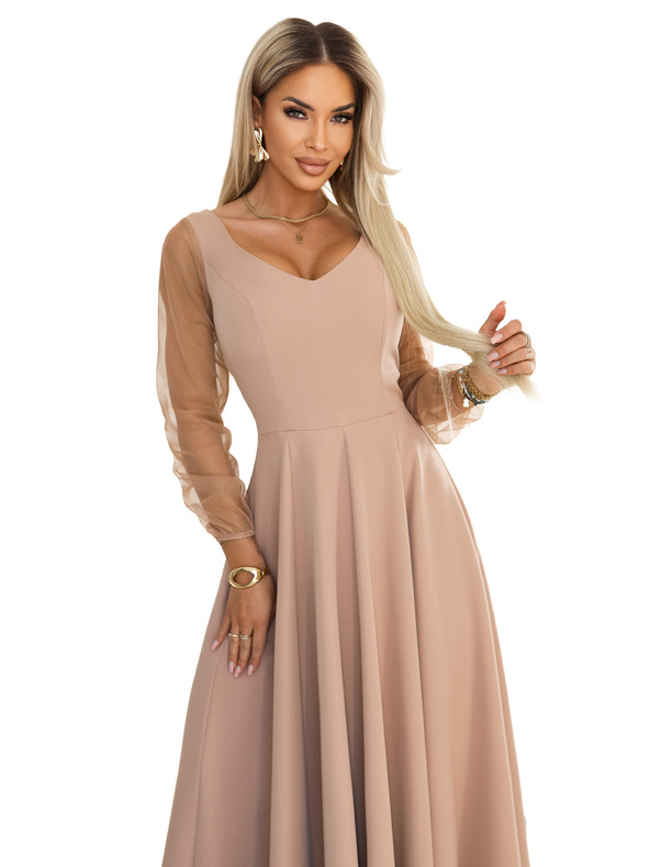 numoco LORETTA Egyedi hosszú ruha tüll ujjakkal és kivágással - bézs