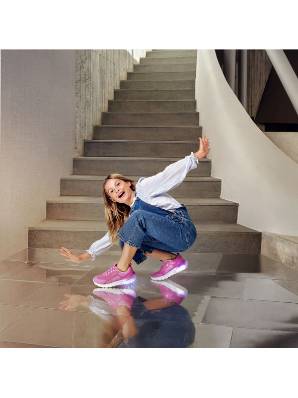 Geox Rózsaszín lány sneakerek Geox Activart illuminus