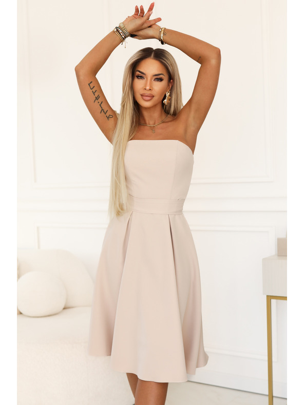 numoco VIVIENNE Korzettás bővített midi ruha övvel - világos bézs