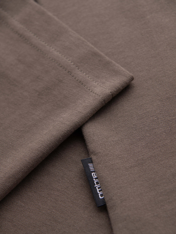 Ombre Clothing Férfi pamut póló nyomott zsebmintával - sötét olíva zöld V1 OM-TSPT-0227 Ombre Clothing