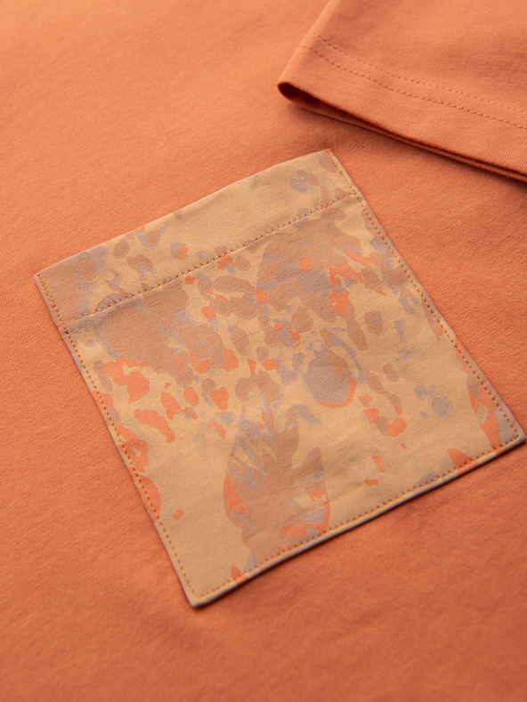 Ombre Clothing Férfi pamut póló zsebbel és nyomott mintával - narancssárga V3 OM-TSPT-0227 Ombre Clothing