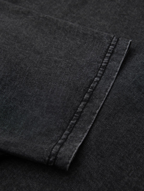 Ombre Clothing Férfi póló mosott hatással és gombokkal a nyakkivágásnál - fekete V1 OM-TSWT-0150 Ombre Clothing