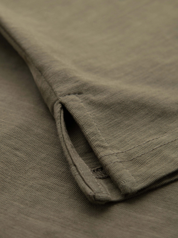 Ombre Clothing Férfi polo póló díszítő gombokkal - sötét olívazöld V5 S1744 Ombre Clothing