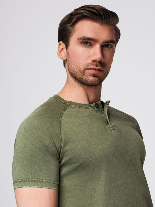 Ombre Clothing Férfi mosott hatású póló gombokkal a nyakkivágásnál - olívazöld V4 OM-TSWT-0150 Ombre Clothing