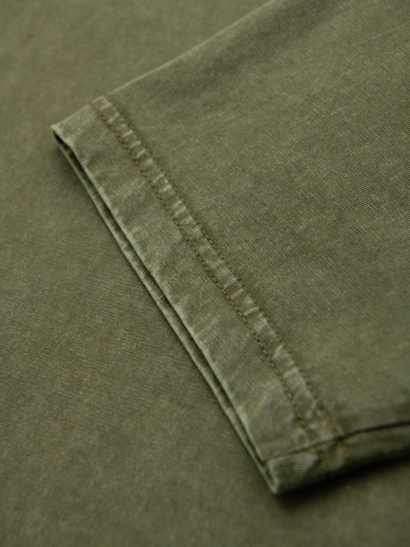 Ombre Clothing Férfi mosott hatású póló gombokkal a nyakkivágásnál - olívazöld V4 OM-TSWT-0150 Ombre Clothing