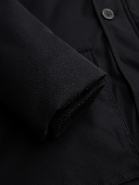 Ombre Clothing Elegáns férfi parka zsebekkal és kapucnival - fekete V1 OM-JAPJ-0287 Ombre Clothing