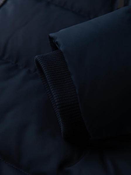 Ombre Clothing Férfi kabát aszimmetrikus steppelésével és kapucnival - sötétkék V4 OM-JAHP-0304 Ombre Clothing