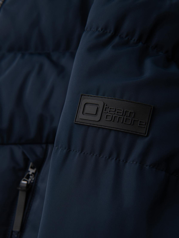 Ombre Clothing Férfi kabát aszimmetrikus steppelésével és kapucnival - sötétkék V4 OM-JAHP-0304 Ombre Clothing