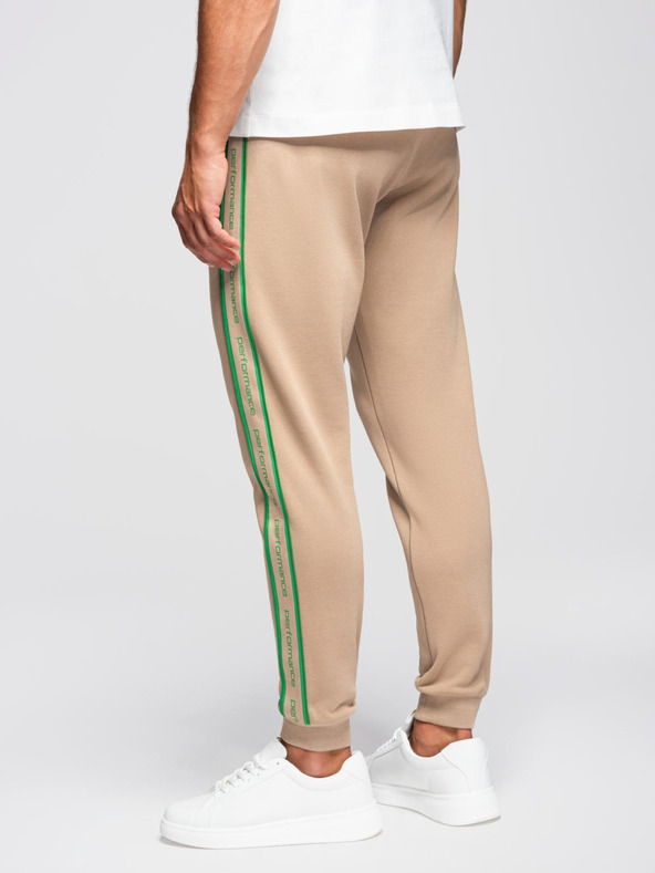 Ombre Clothing Férfi sportnadrág szegélyezéssel - barna V1 OM-PASK-0284 Ombre Clothing