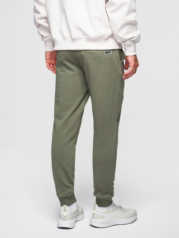 Ombre Clothing Férfi jogger nadrág - oliva V4 OM-PASK-0280 Ombre Clothing