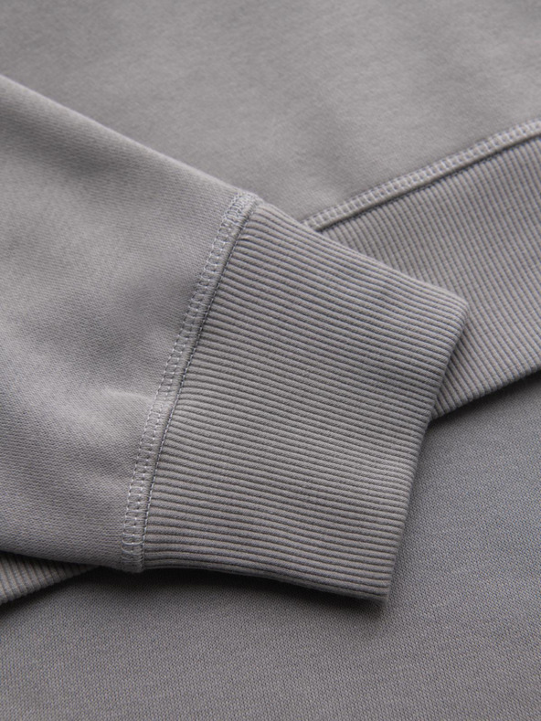 Ombre Clothing Férfi klasszikus pulóver kerek nyakkivágással - szürke V4 OM-SSNZ-0243 Ombre Clothing