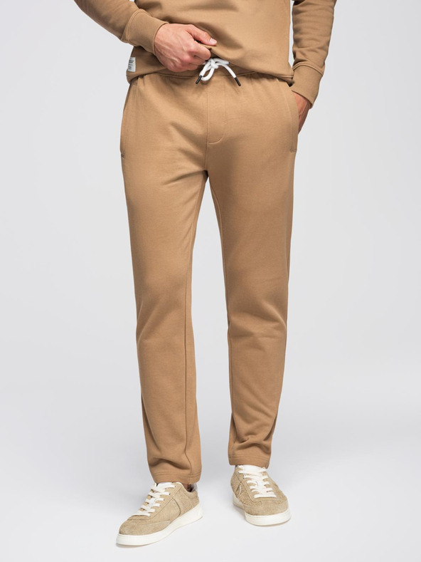 Ombre Clothing Férfi melegítő szett kerek kivágású pulóver + regular fit nadrág - teve V2 Z122 Ombre Clothing