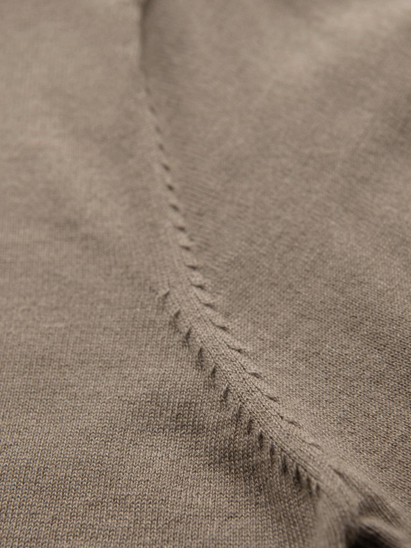 Ombre Clothing BASIC férfi klasszikus viszkóz pulóver kerek nyakkivágással - sötét bézs V15 OM-SWBS-0106 Ombre Clothing