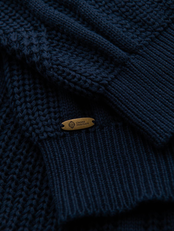 Ombre Clothing Férfi kockás pulóver nyakkivágással - sötétkék V2 OM-SWSW-0151 Ombre Clothing