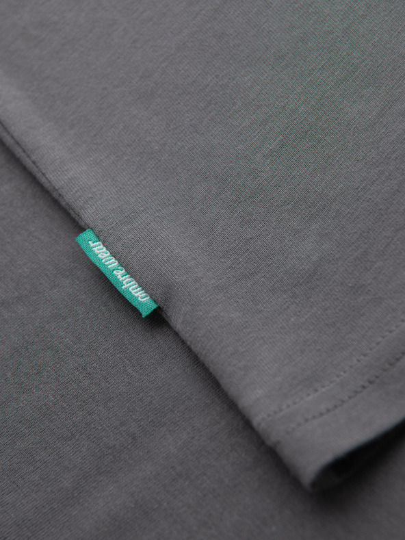 Ombre Clothing Póló