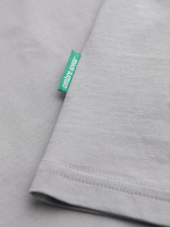 Ombre Clothing Póló