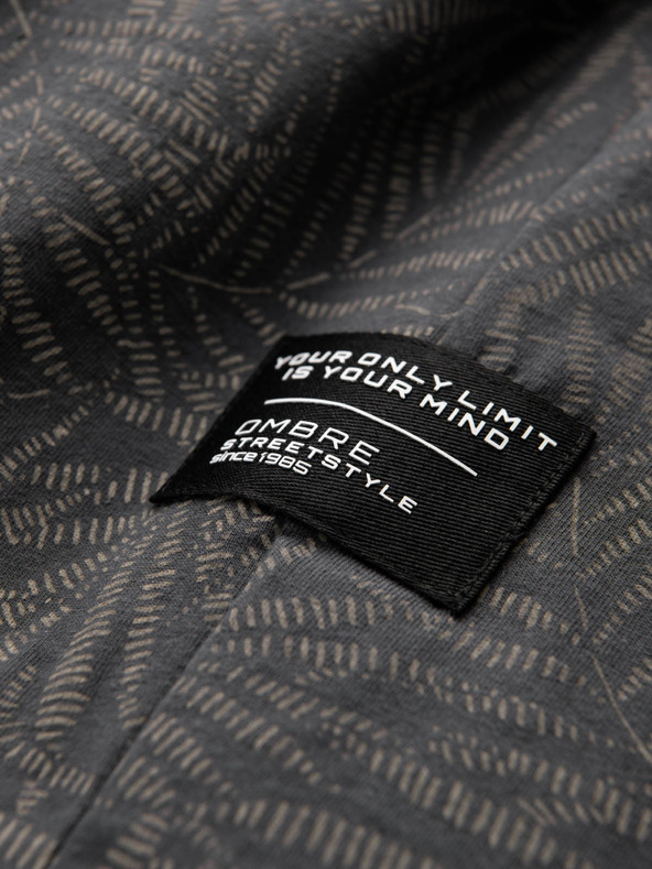 Ombre Clothing Sötétszürke férfi mintás póló Ombre ruházat