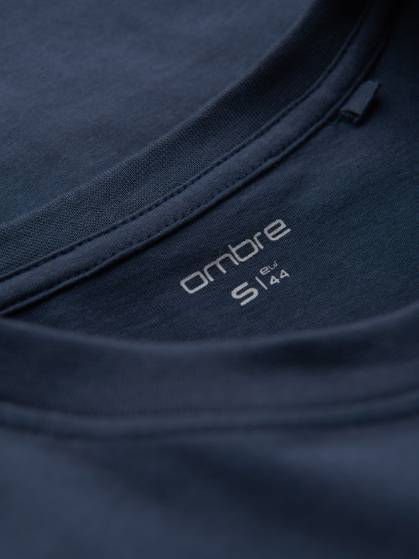 Ombre Clothing Sötétkék férfi póló zsebbel Ombre Ruházat