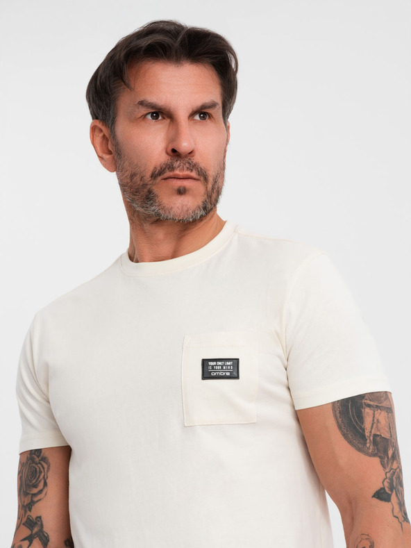 Ombre Clothing Krémszínű férfi póló zsebbel Ombre Clothing Ombre Clothing