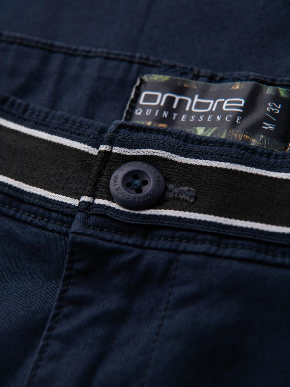 Ombre Clothing Sötétkék férfi chino nadrág dekoratív övvel Ombre Ruházat