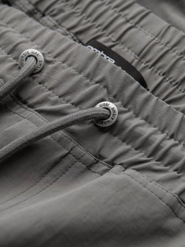 Ombre Clothing Férfi jogger nadrág zsebekkel és nyomtatással szürke Ombre ruházat