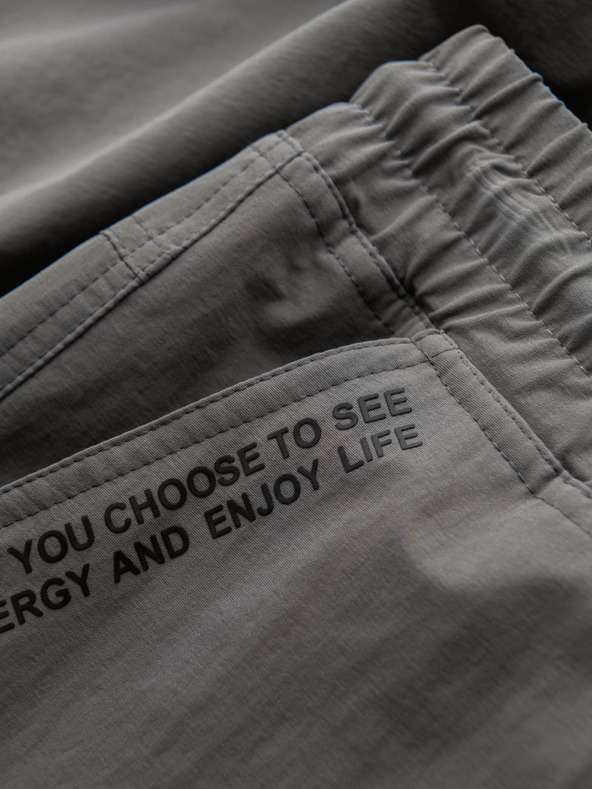 Ombre Clothing Férfi jogger nadrág zsebekkel és nyomtatással szürke Ombre ruházat