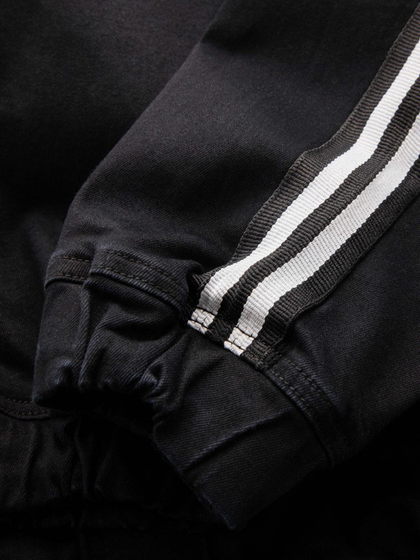 Ombre Clothing Férfi farmer tréningnadrág szegéllyel - fekete V2 OM-PADJ-0156 Ombre Ruházat