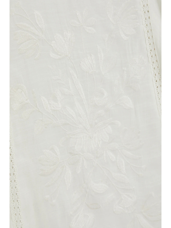 Moodo Ing fodrokkal fehér Moodo