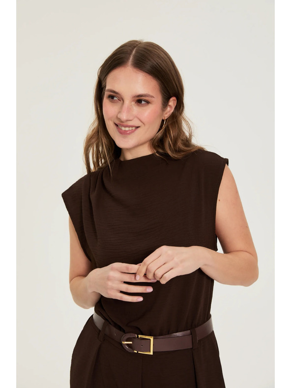 Moodo Barna overál Moodo